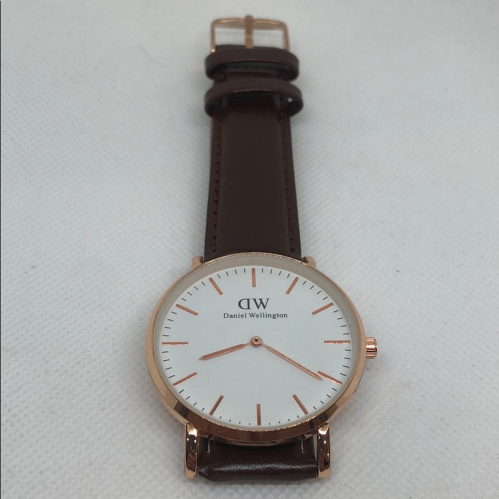 Daniel Wellington Classic St Mawes Watch 40MM
